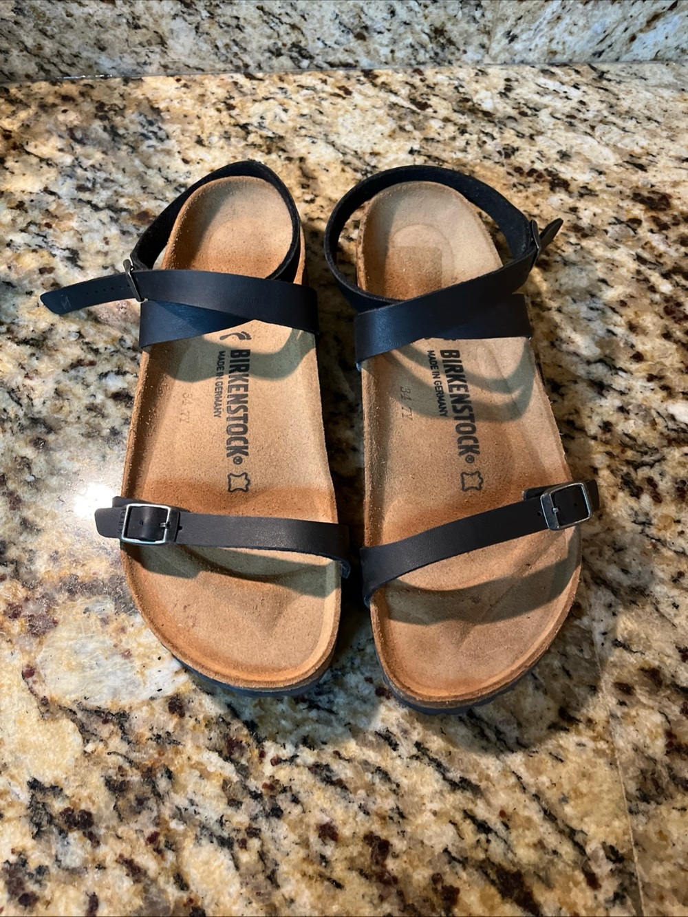 Birkenstock Daloa Black Birko-Flor Narrow Width - Sz 41Euro 10-10 1/2 US